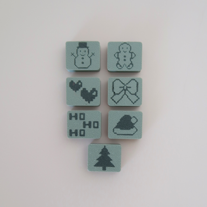 Christmas Pocket Pet Clickers — Festive Edition