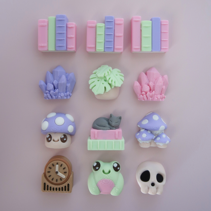 Bookcase Clicker Shelf | Customisable Bookish Fidget Display