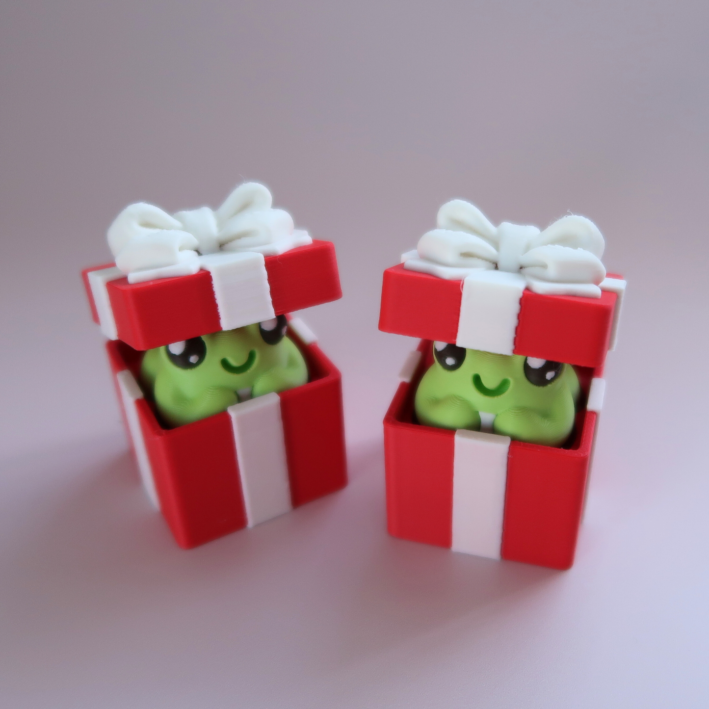 Froggy Xmas Present Clicker