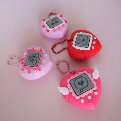 Heart Pocket Pet Clicker | Retro Tamagotchi-Style Mechanical Fidget Keychain